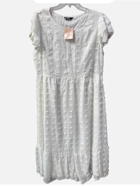 BloomChic White Textured Dot Cotton Midi Dress - Picture 7 of 7